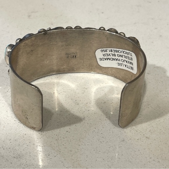 NWT stunning Turquoise Bracelet by Betty A Lee - Picture 5 of 8